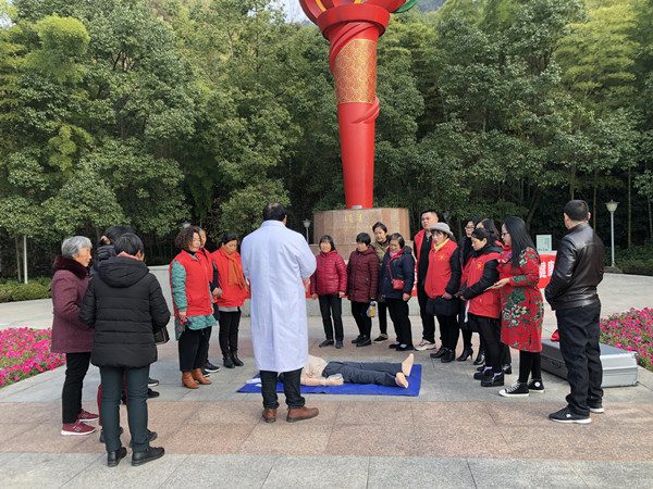 微信图片_20191206140055_副本.jpg